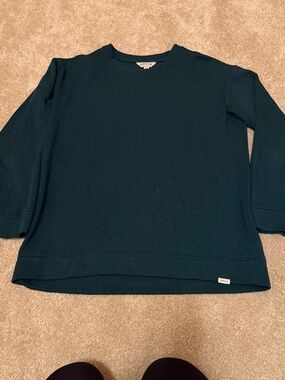 Orvis women's medium weight sweatshirt
